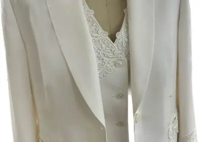 Hand-crafted women's suit by Richard Bennett Custom Tailors in Chicago